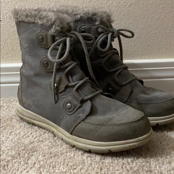 Sorel Shoes - Size 8.5 Women’s Sorel Explorer Joan